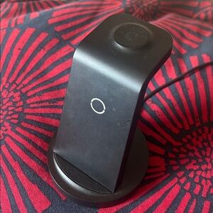 3 in 1 Apple Charging Stand